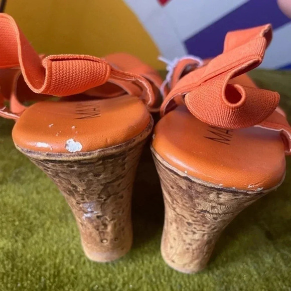 Max Rave Strappy Orange Wedges NWT! Size 9 - Picture 5 of 5